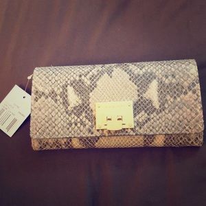 Brand New Michael Kors Wallet